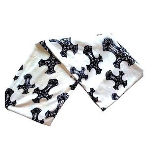 Knit “‘Chrome Hearts” Vibe Scarf